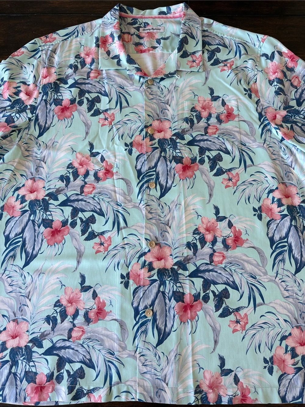 Tommy Bahama Men’s Silk Blend Button-down Shirt